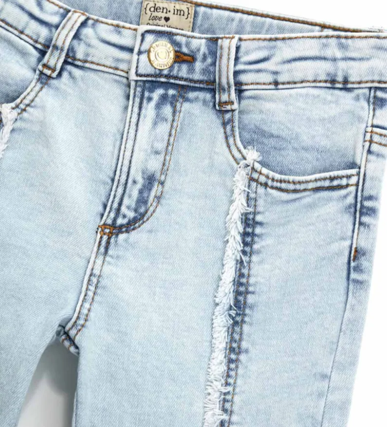 Jeans flare sfrangiati