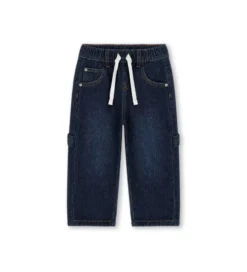 Jeans worker