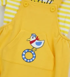 Set t-shirt e salopette